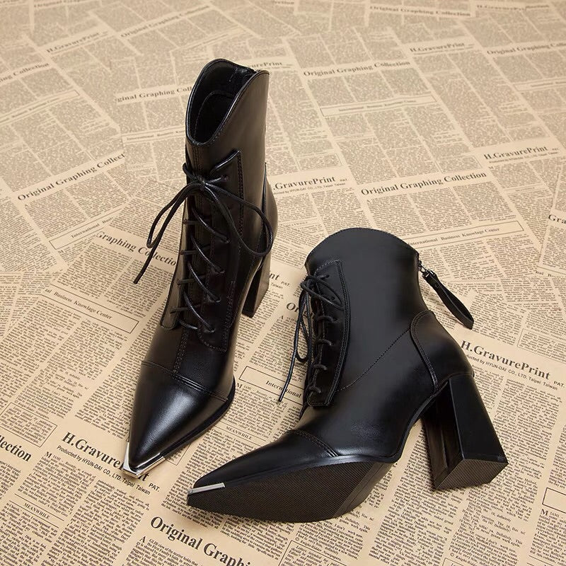 Metal-toe Lace-up Ankle Boots