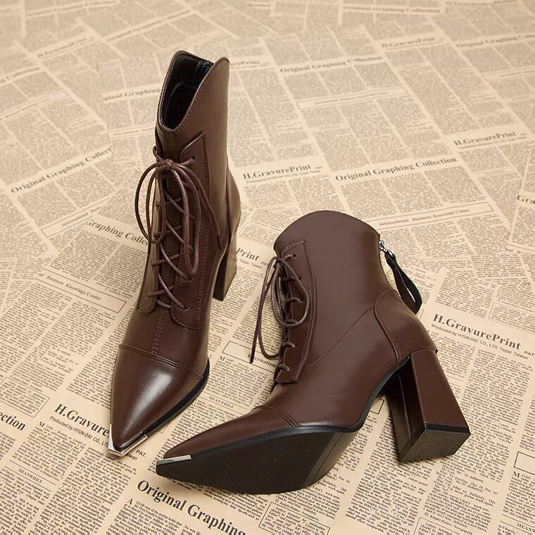 Metal-toe Lace-up Ankle Boots