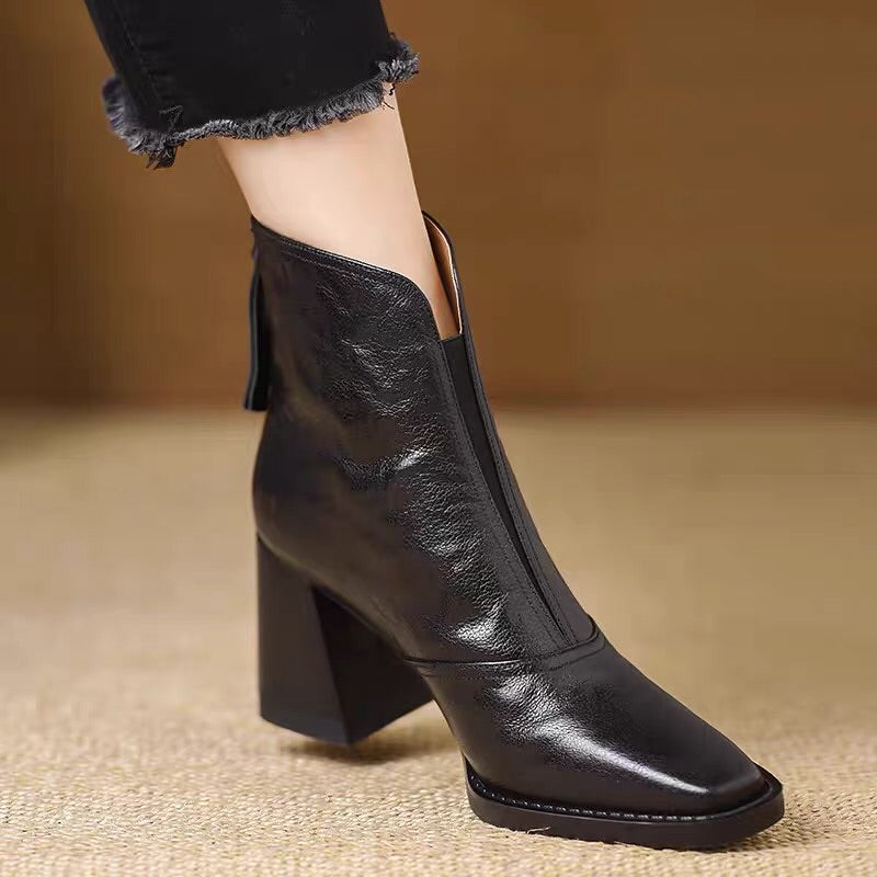 Square-toe zipper ankle boots