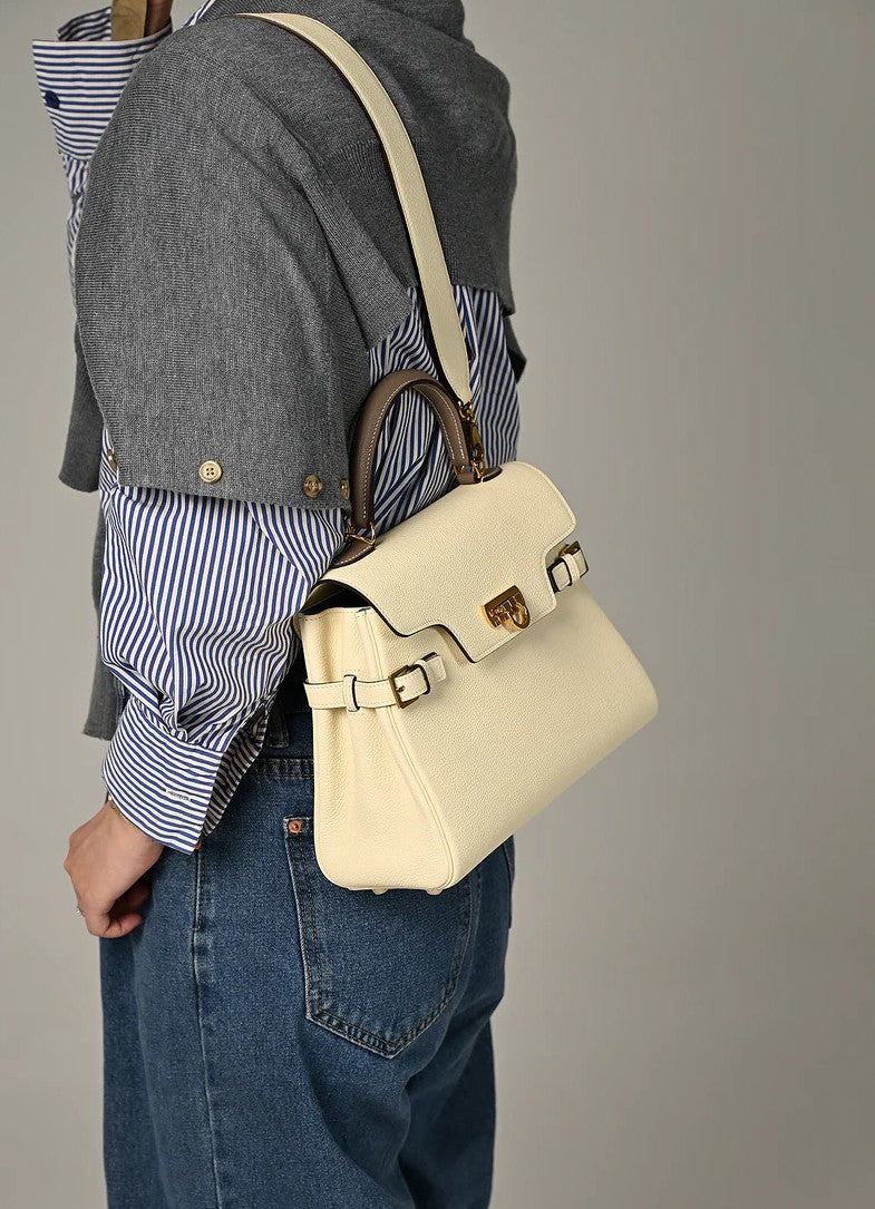 Horseshoe Clasp Bag