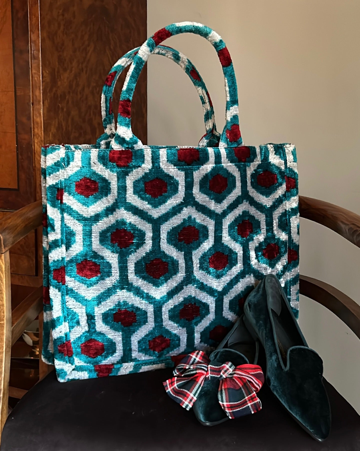 Checkered Bow Emerald Velvet Loafers