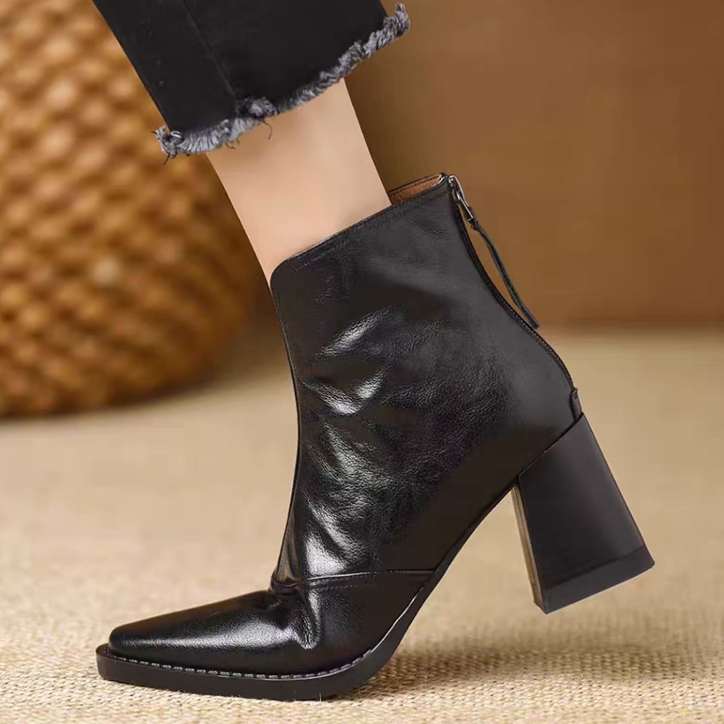 Square-toe zipper ankle boots