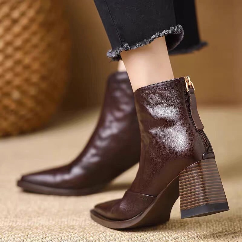 Square-toe zipper ankle boots