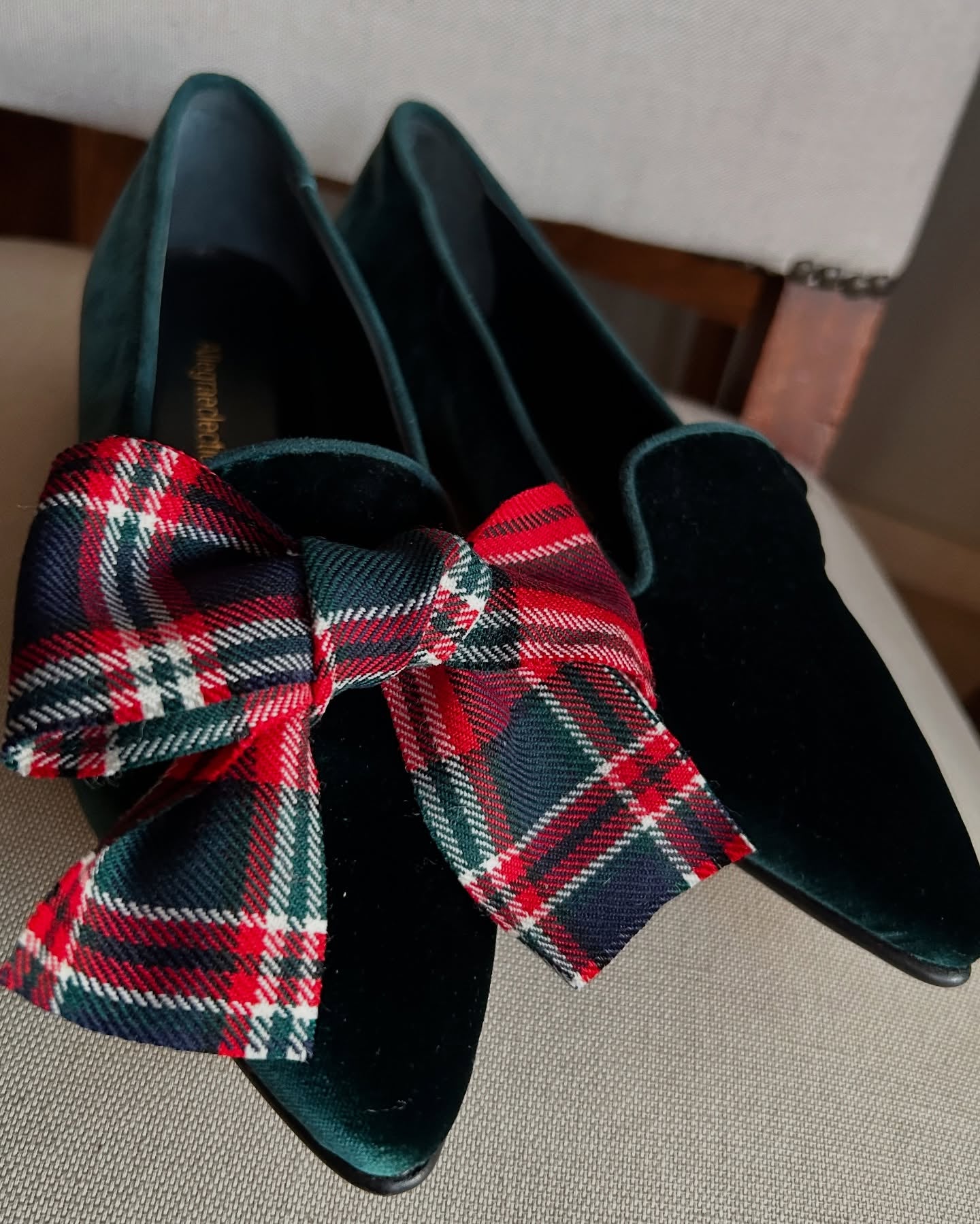 Checkered Bow Emerald Velvet Loafers